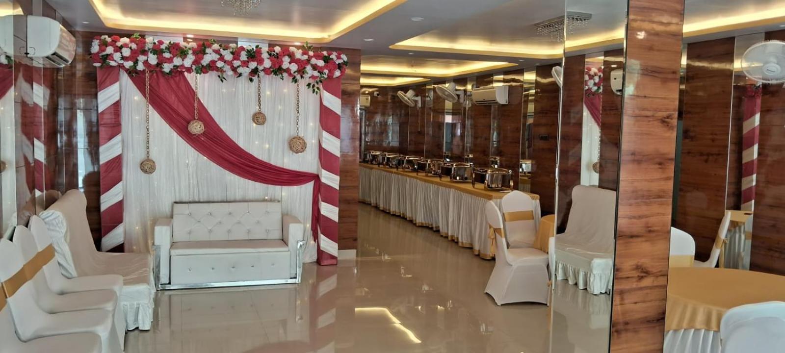La Cresta Inn Kolkata Bagian luar foto