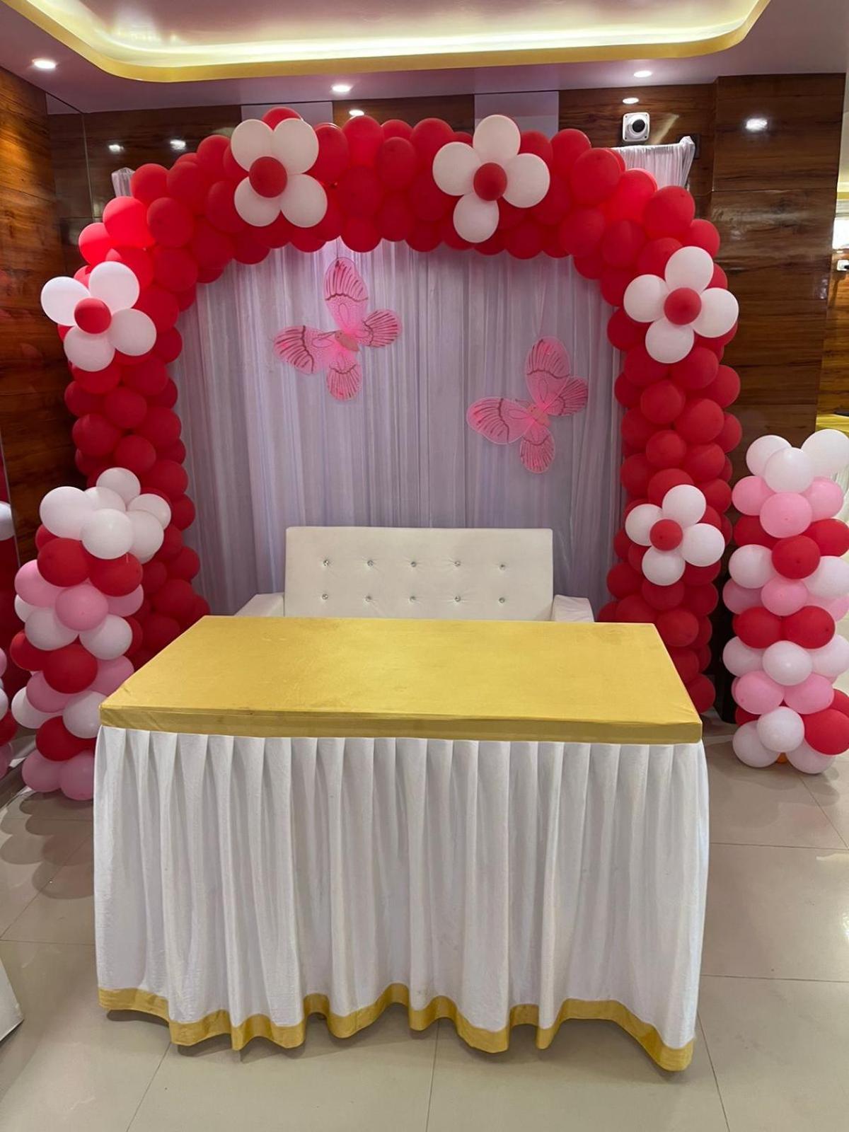 La Cresta Inn Kolkata Bagian luar foto