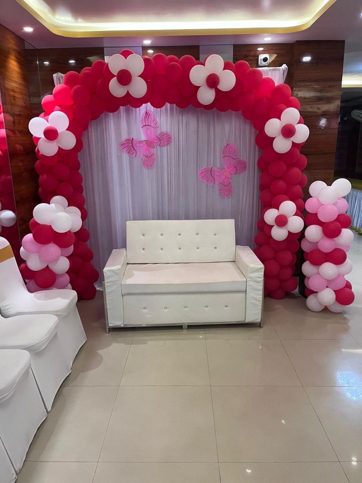 La Cresta Inn Kolkata Bagian luar foto